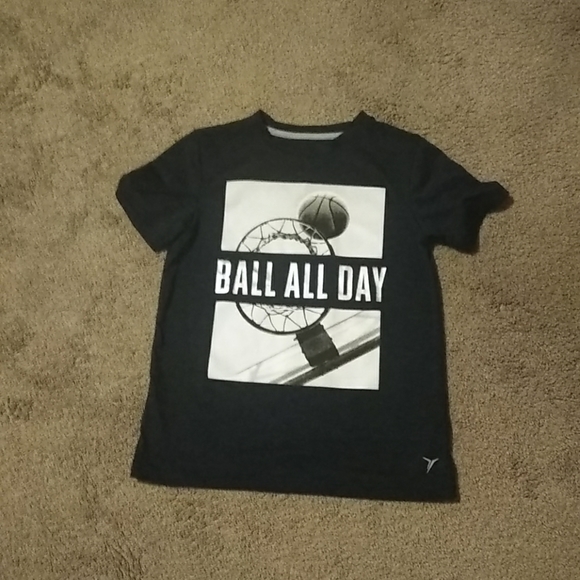 T shirt - Picture 1 of 2